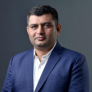 Dr. Chirag Patel, Managing Director and Director of Ayurveda and R&D at Aayuritz